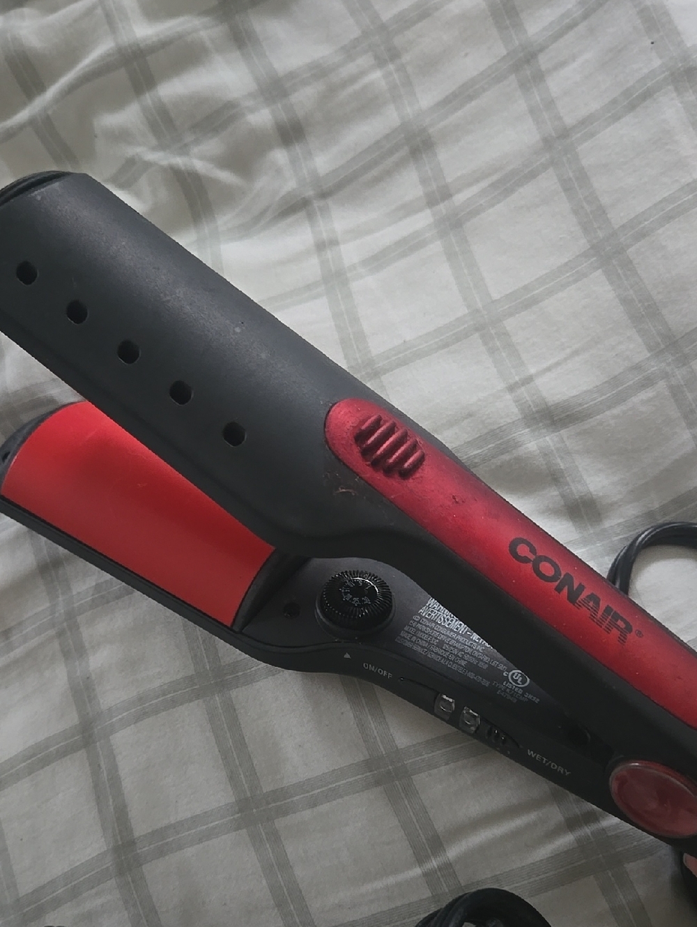 Conair Red and Black Hair Waver